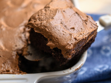 Keto Hershey's chocolate cake being served