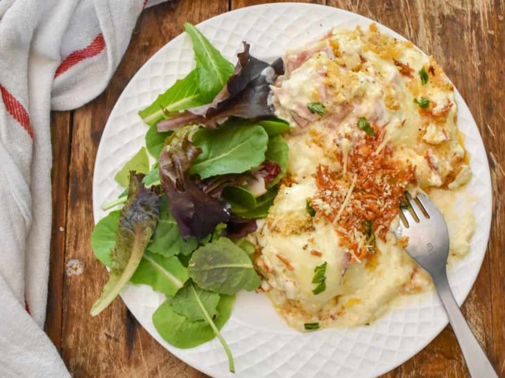 keto chicken cordon bleu casserole served with salad