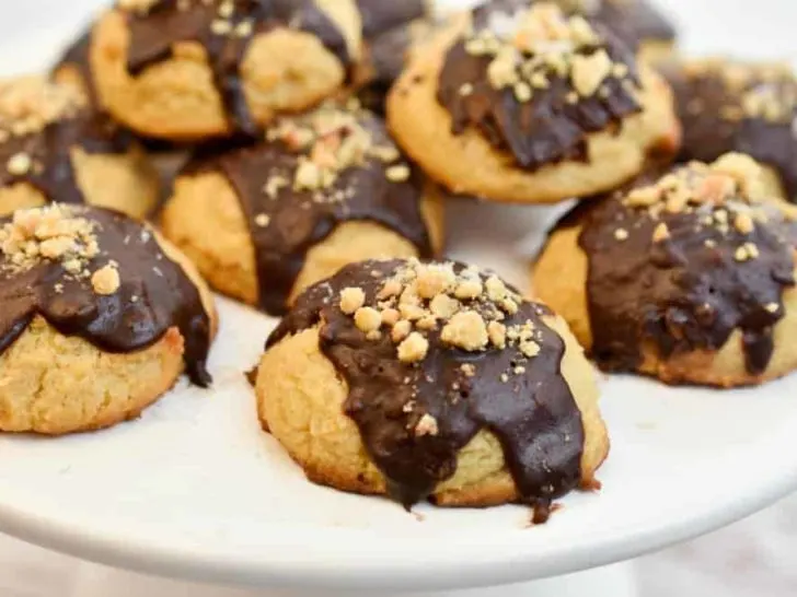 keto peanut butter chocolate glazed cookies