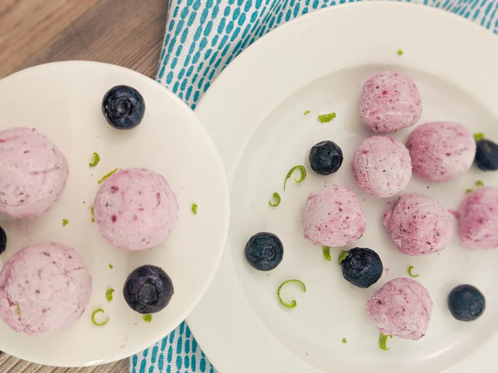 blueberry cheesecake fat bombs