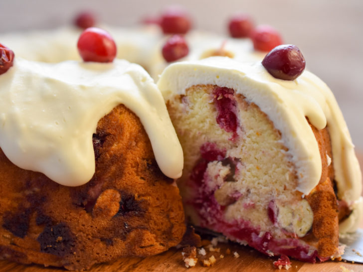 Keto Cranberry Christmas Cake