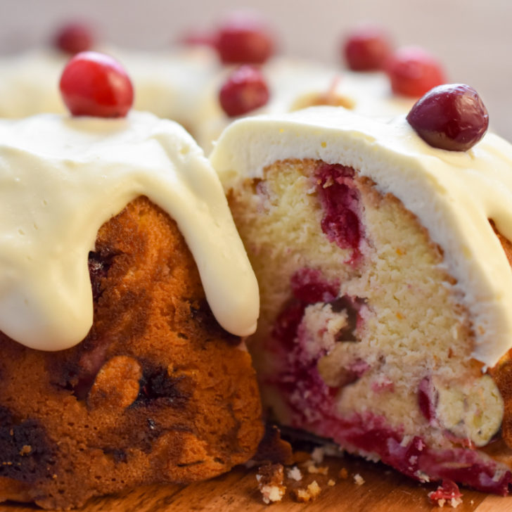 Keto Cranberry Christmas Cake