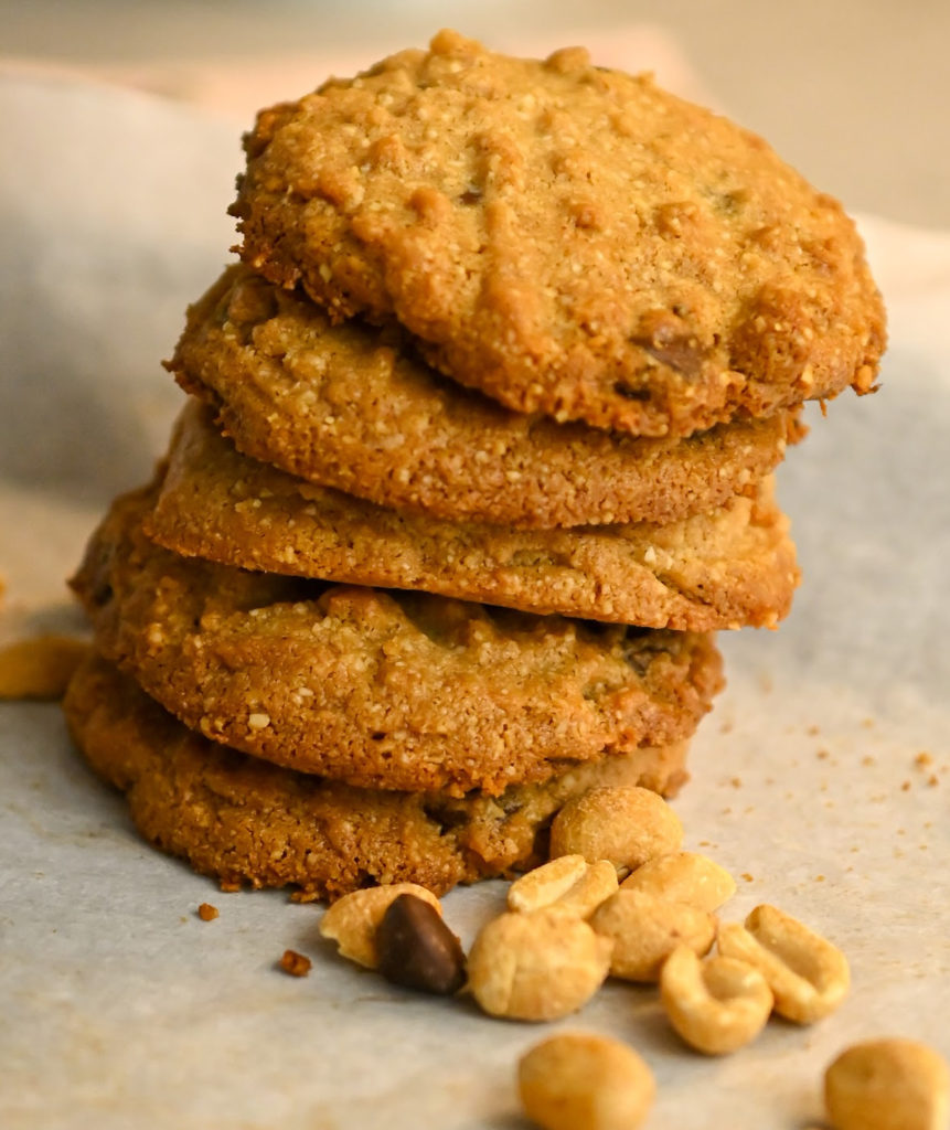 Keto Peanut Butter Chocolate Chip Cookies · Fittoserve Group