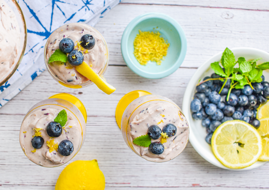 Blueberry Keto Smoothie - Jar Of Lemons