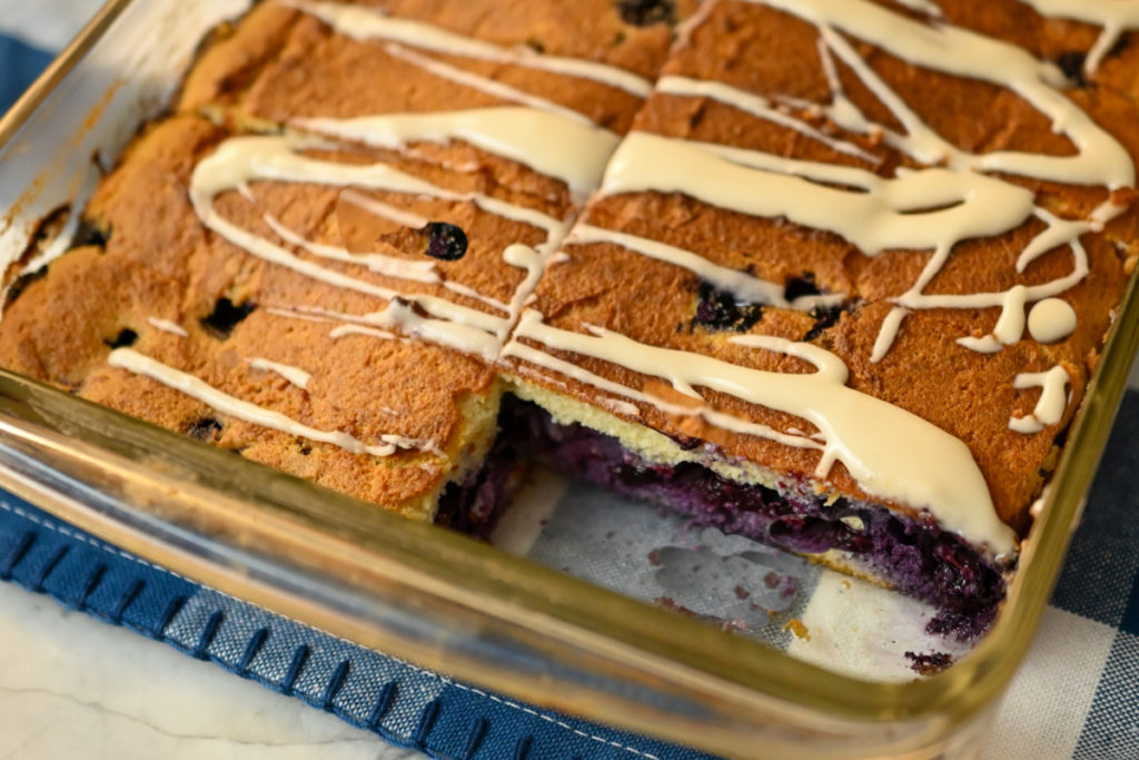 keto blackberry bars baked and sliced