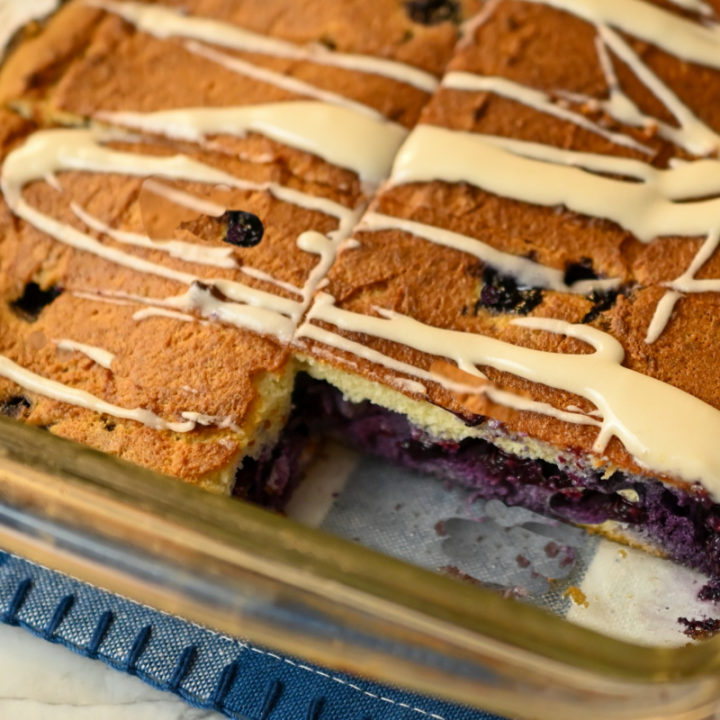 keto blackberry bars baked and sliced