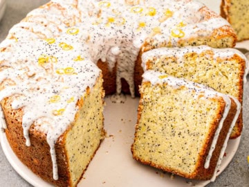 keto poppy seed lemon bundt cake sliced 1200